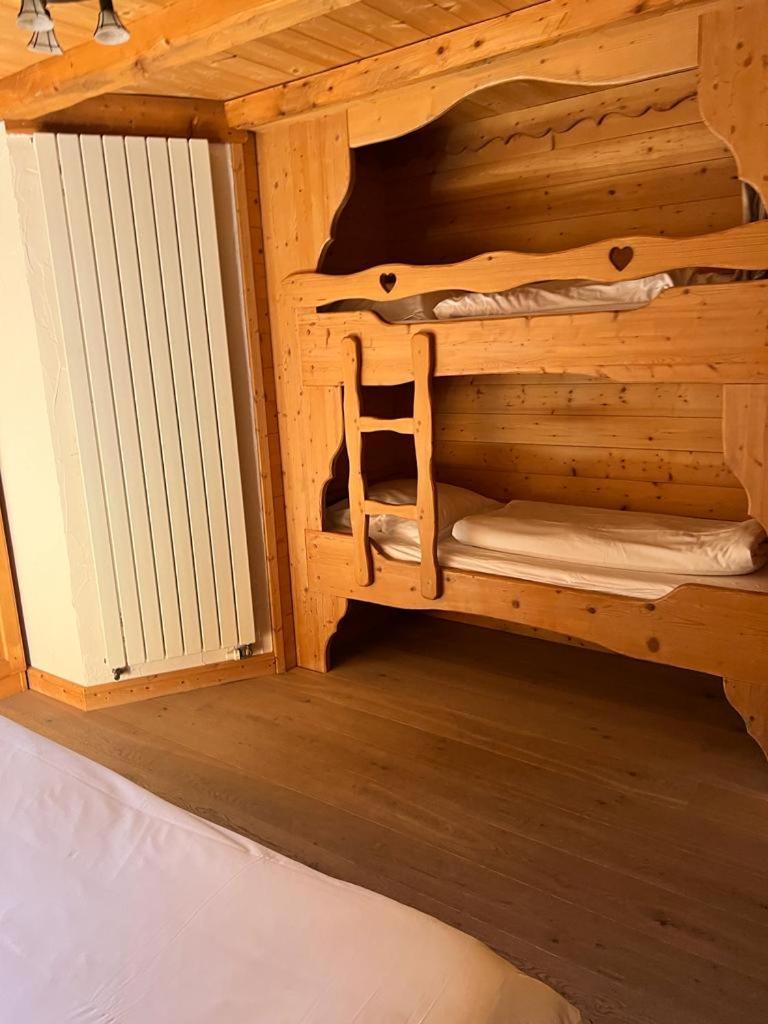 Fleur Des Neiges Hotell Morzine Rom bilde