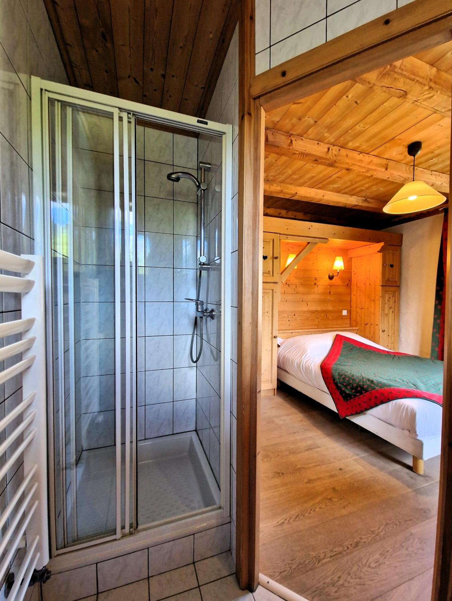 Fleur Des Neiges Hotell Morzine Rom bilde